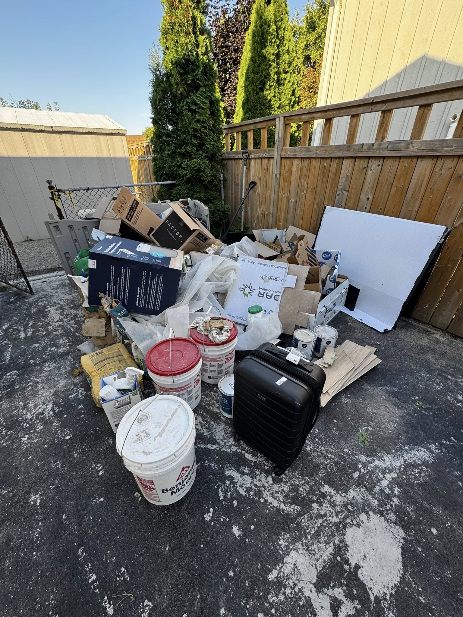 Junk removal service example 1